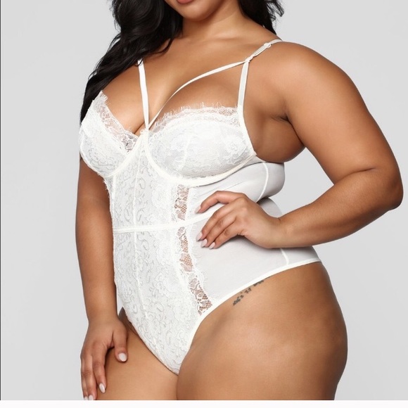 🔥 Sexy Lace Strappy Teddy Lingerie Bodysuit - Picture 2 of 8